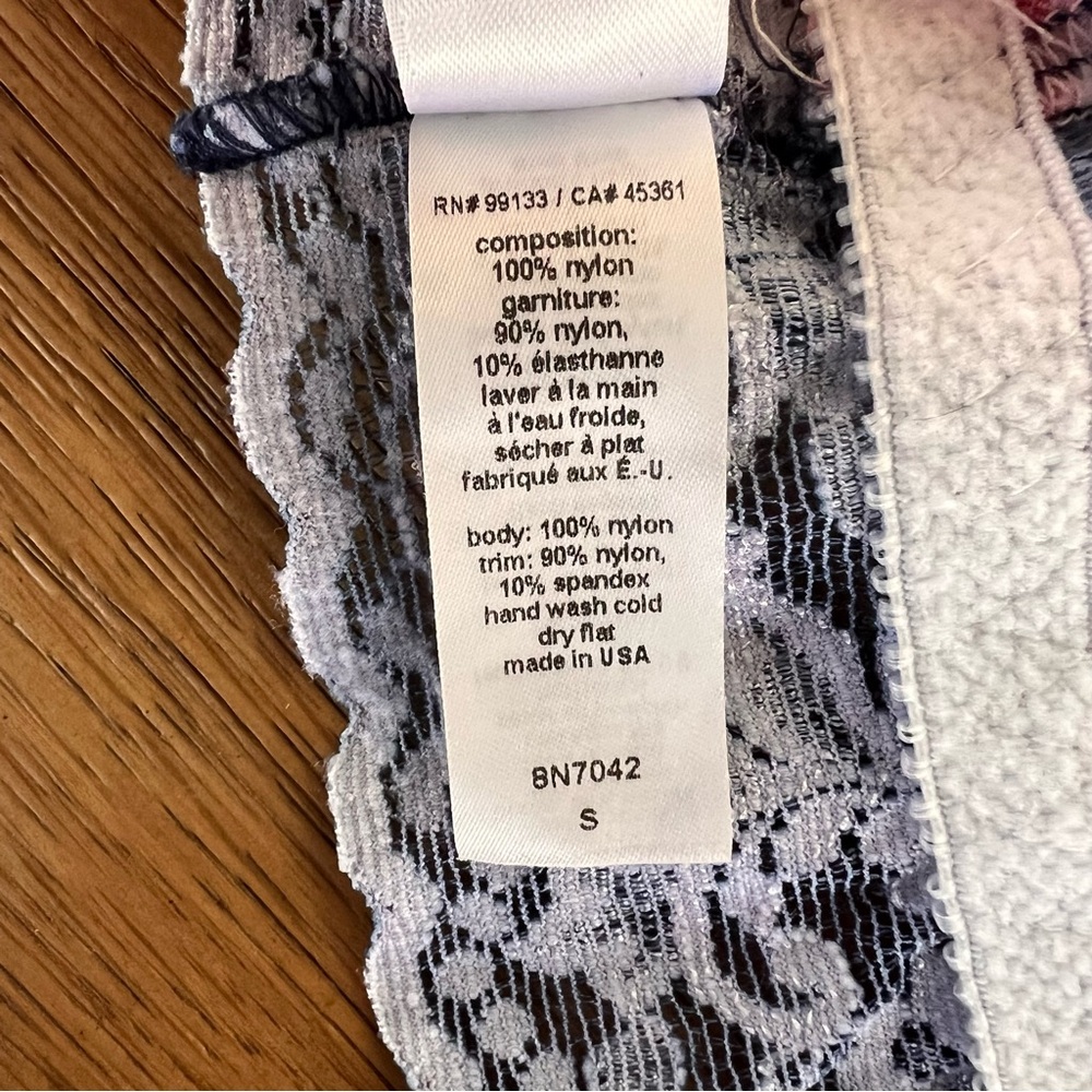 Hanky Panky Red White & Blue Stars & Stripes Lacey Bralette, Size Small - Picture 5 of 6